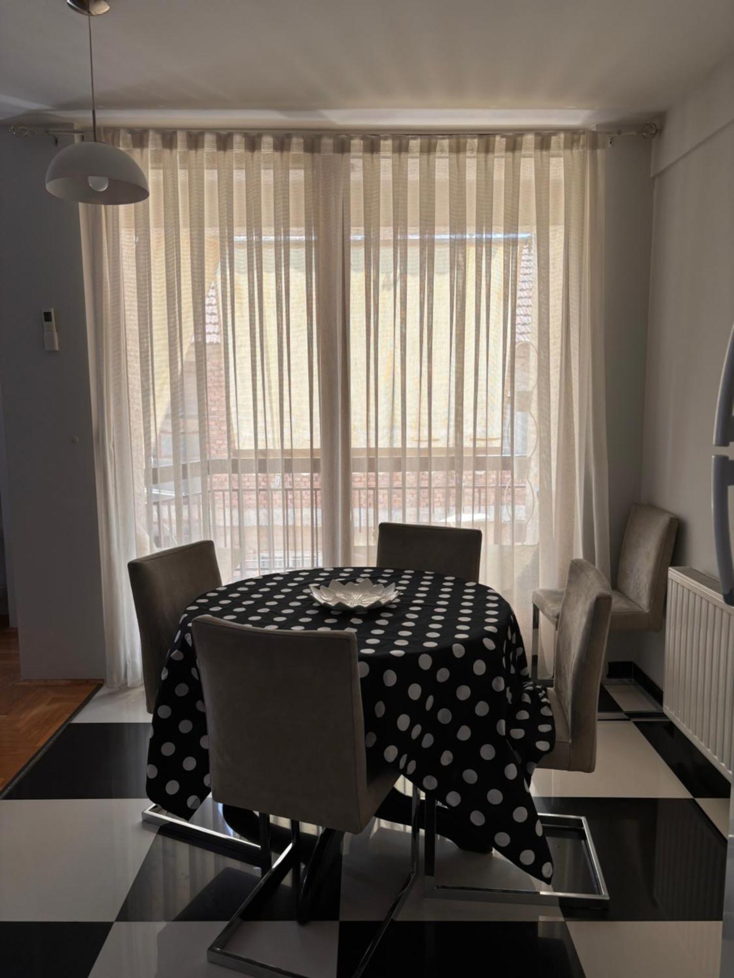 Cozy City Center Apartment Prizren Bagian luar foto